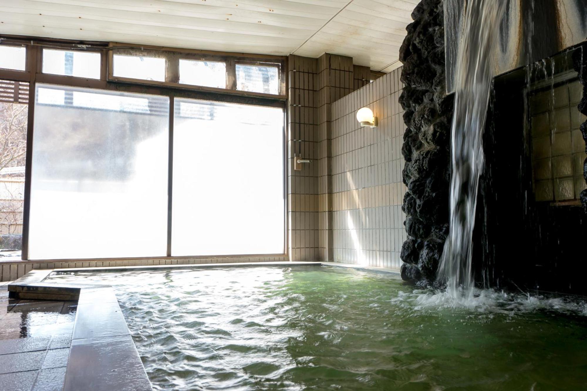 Shosenkaku Hotel Nagano Buitenkant foto