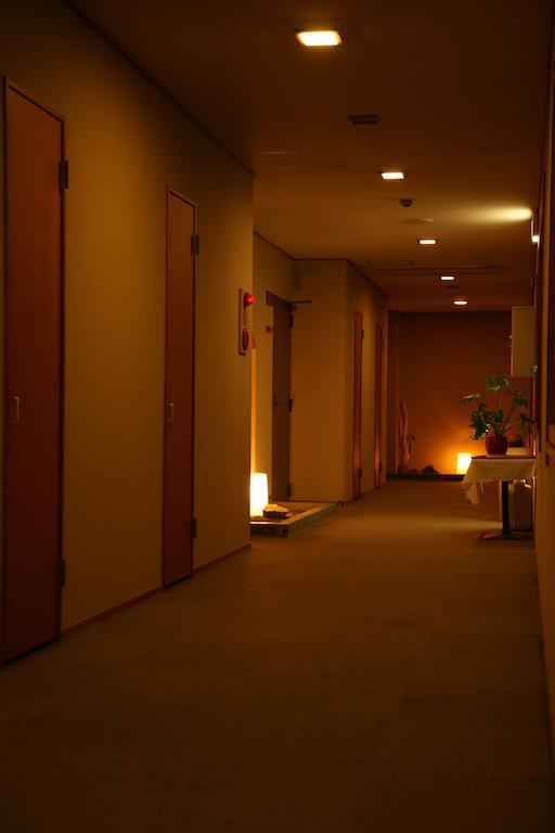 Shosenkaku Hotel Nagano Buitenkant foto